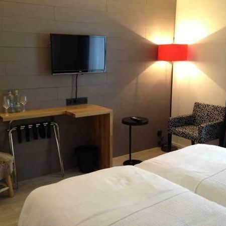 Guesthouse Au Coin De La Rue Malmedy Ngoại thất bức ảnh