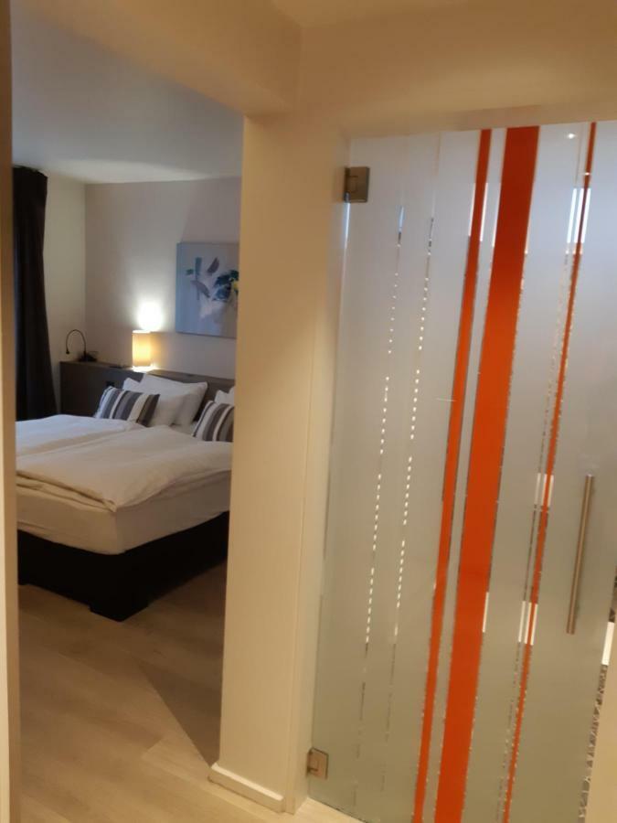 Guesthouse Au Coin De La Rue Malmedy Ngoại thất bức ảnh